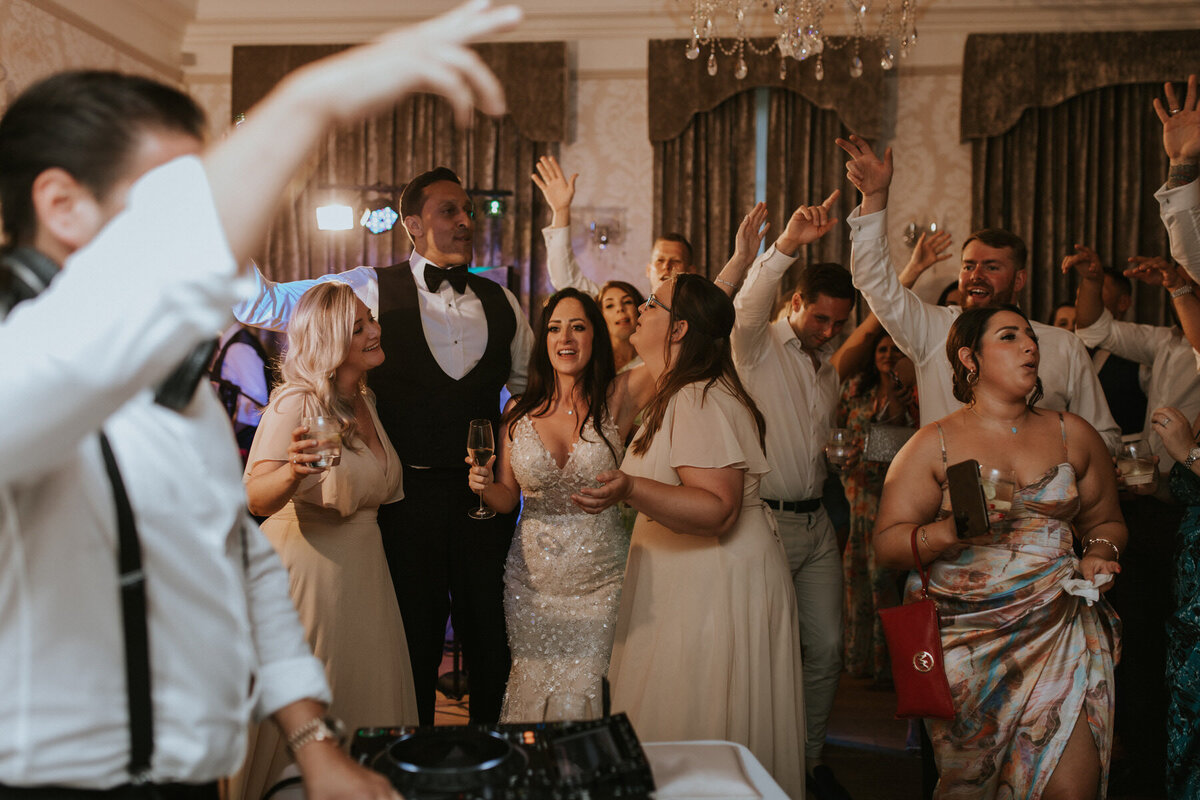 Sunnyandnicole_penncastle_lauradeanphotography_dorsetweddingphotographer-103