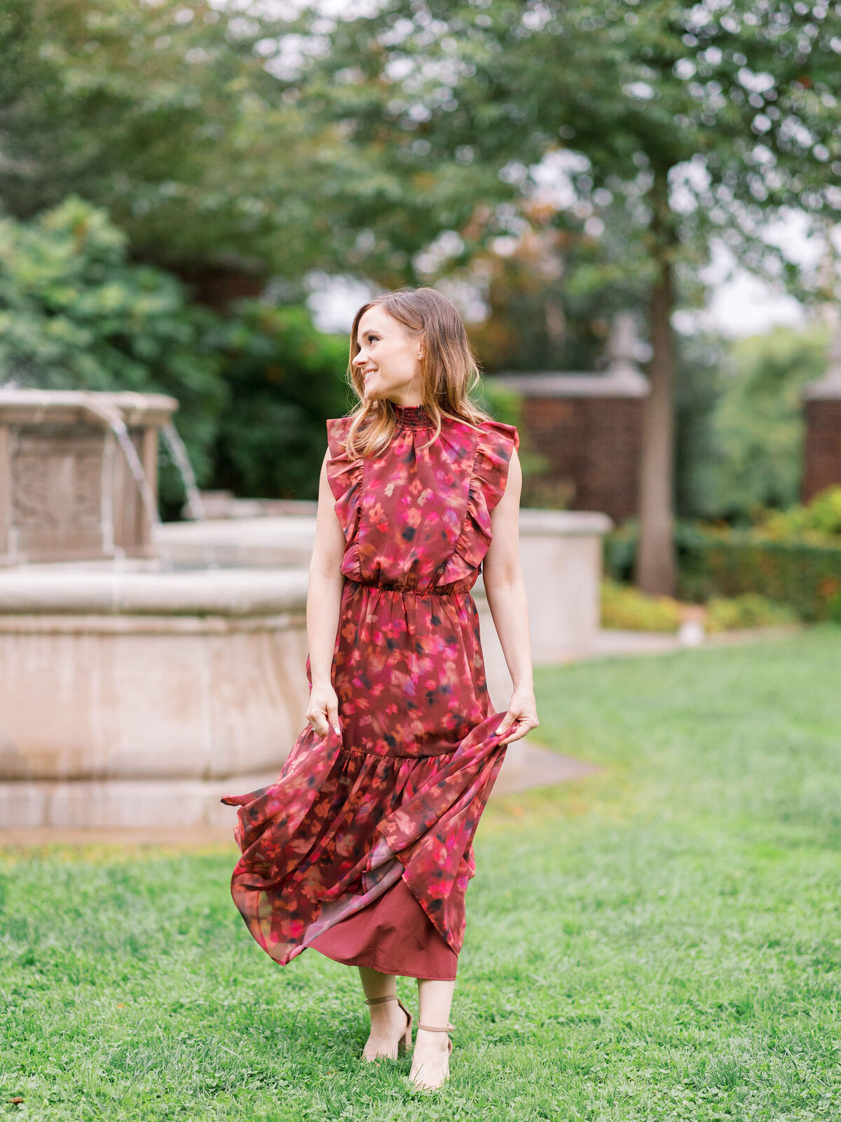 anne-troxel-pittsburgh-wedding-photography-mellon-park-engagement-photos-lgbtq-light-and-airy-56