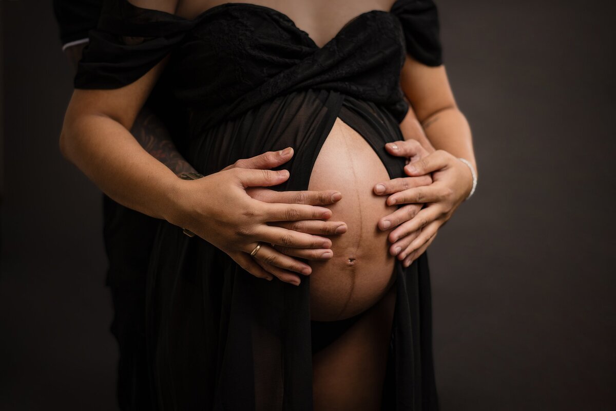 Parkersburg-Maternity-Studio-Photographer-00007