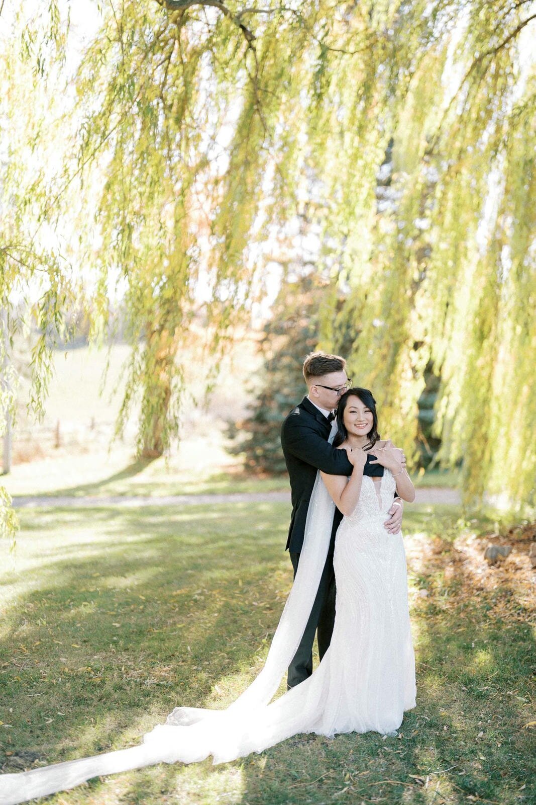 W11-Wedding-Photos-Caledon-Valley-Estate-Eleanor-and-Michael-2024-11-02-2500px-1089