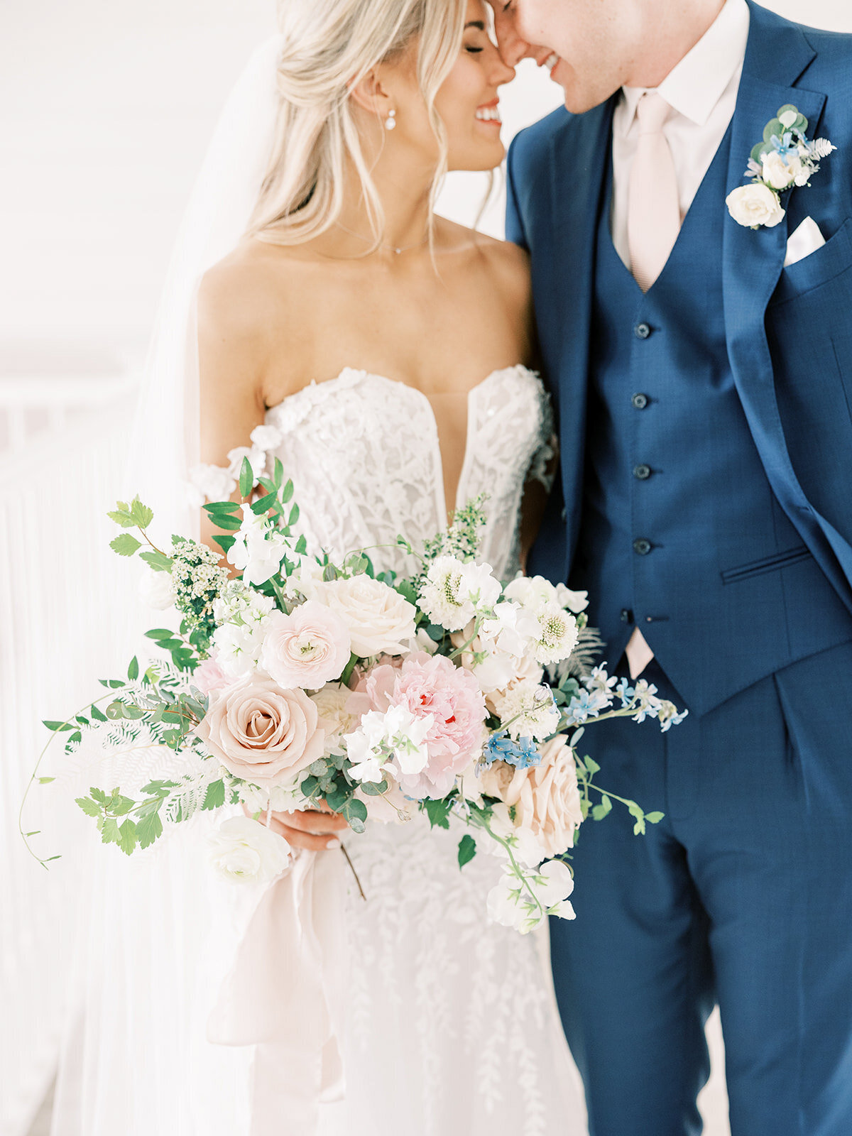 Lindsey Taylor Photography Providence Vineyard Chicago Wedding Photographer-18
