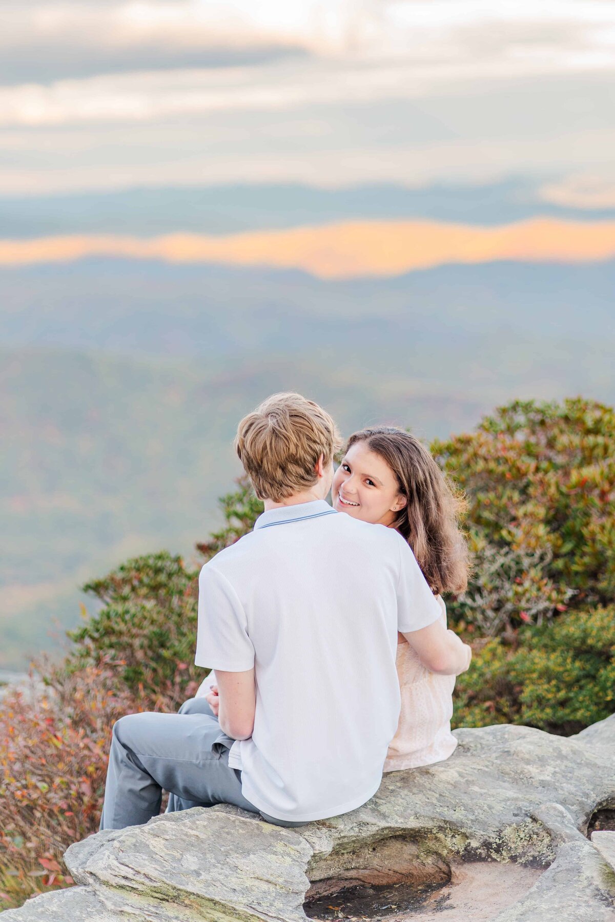 Blue-Ridge-Couples-Photography (17)
