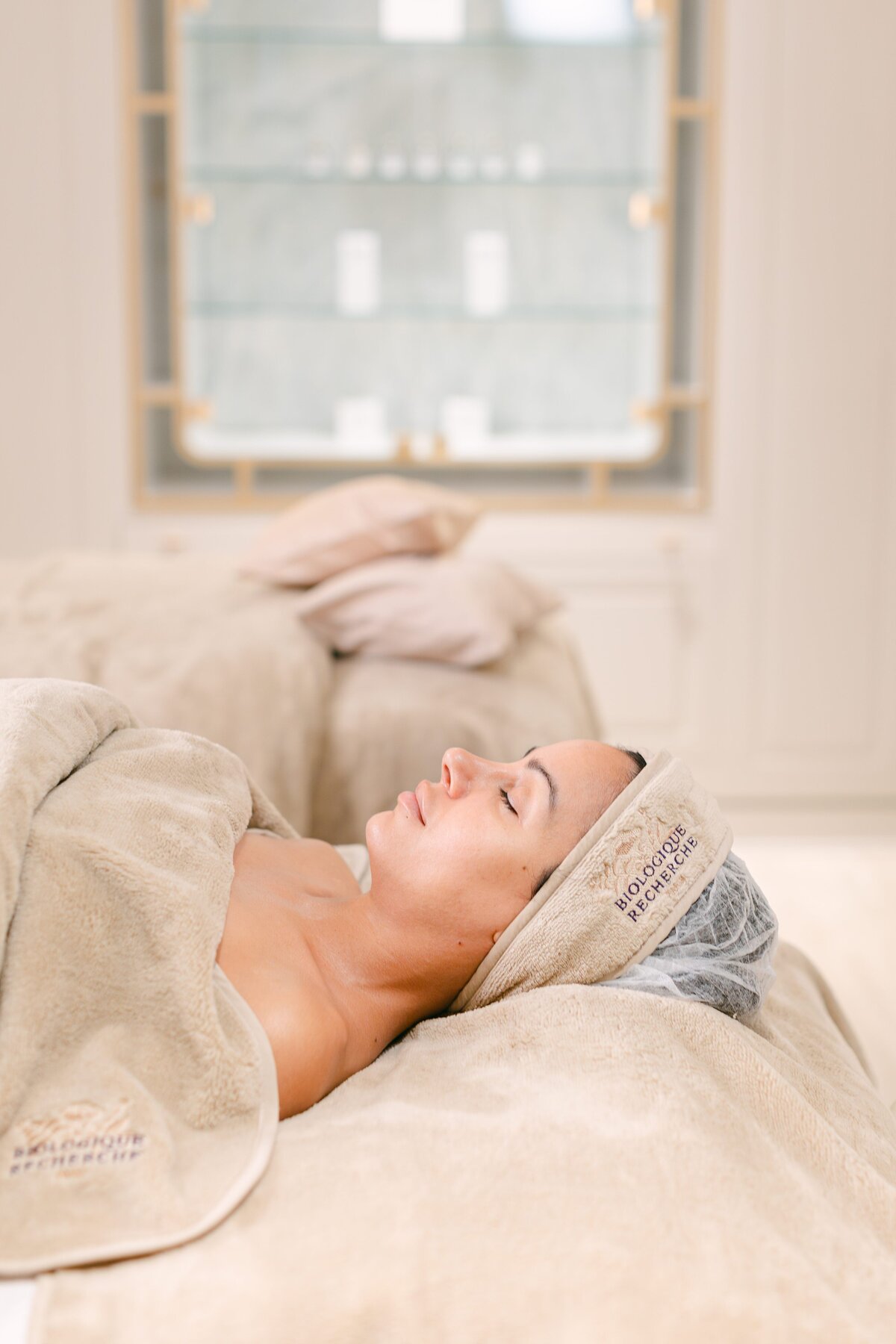 0054-biologique-recherche-lifestyle-spa-luxury-facial-shoot-0003