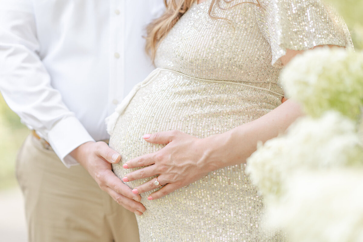 parents holding expecting mom’s belly during Fairfax County,VA maternity photo