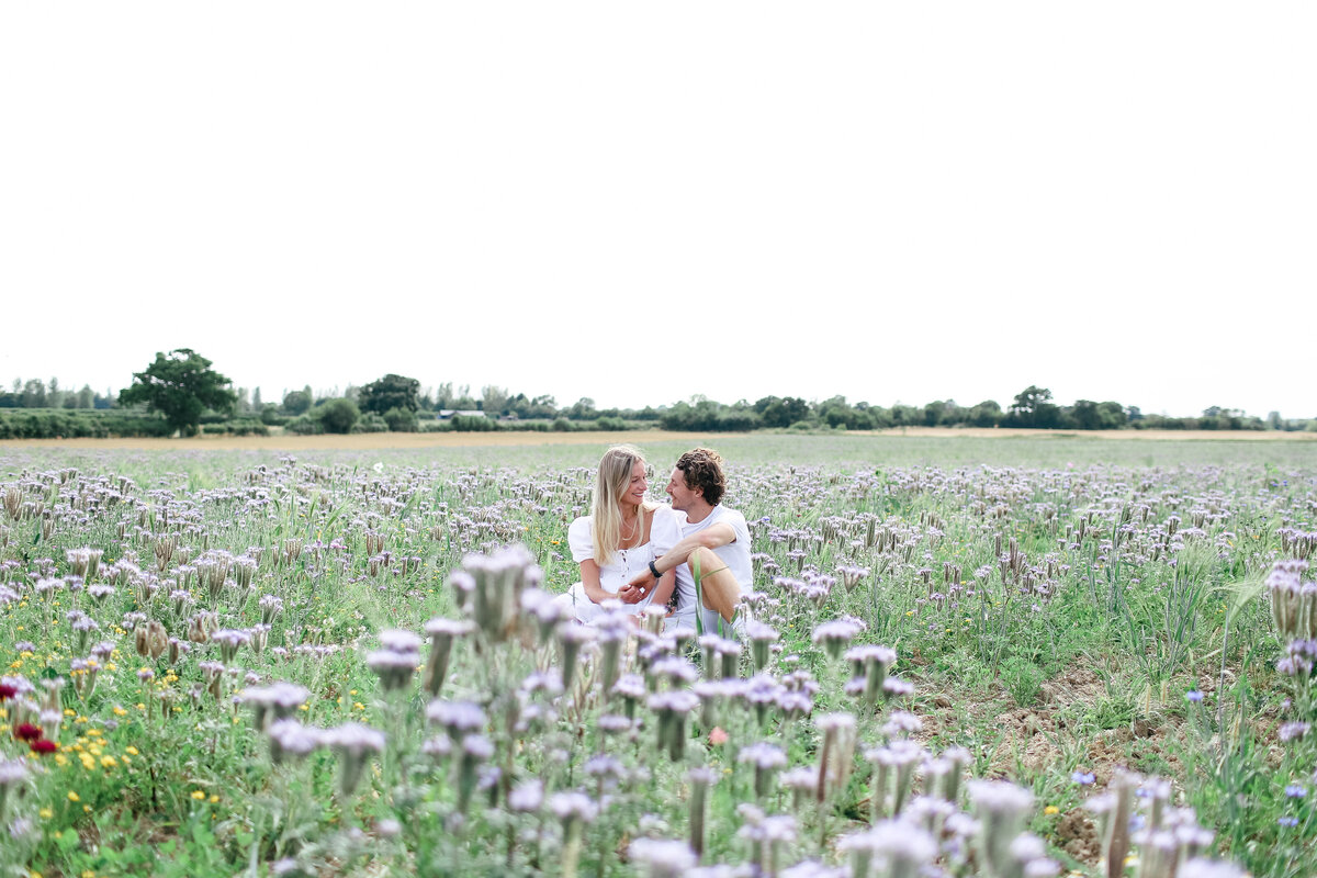 engagement-shoot-the-cotswolds-leslie-choucard-photography-15