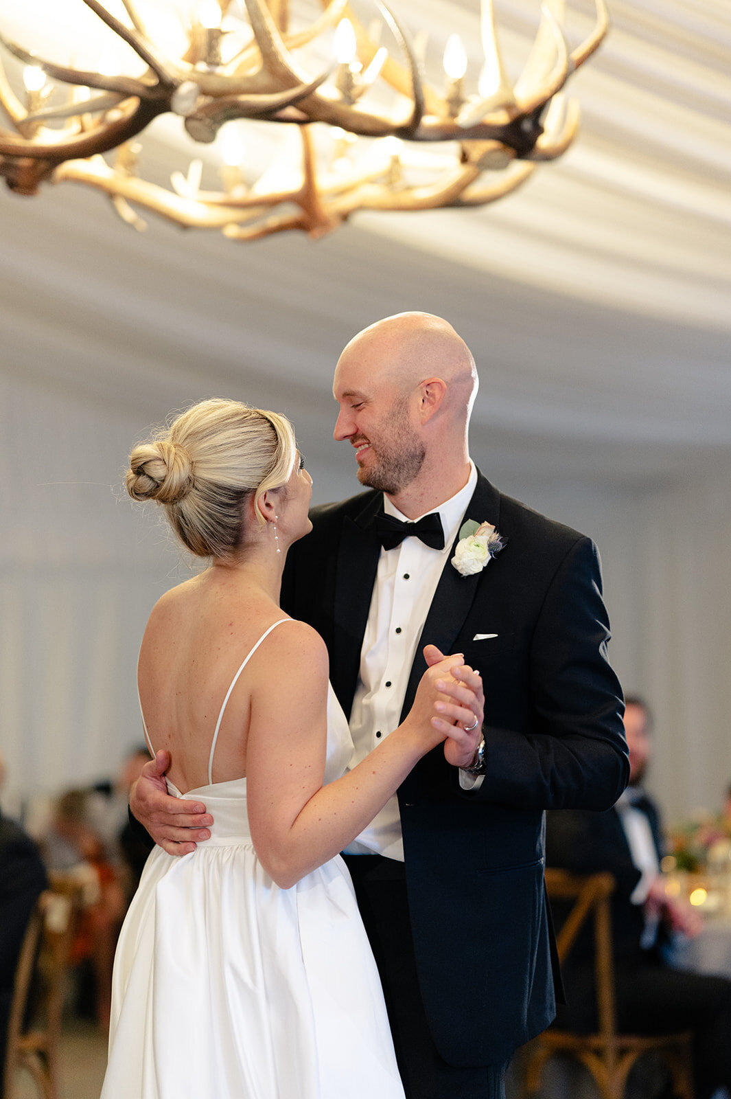 Jackson-Hole-Golf-And-Tennis-Wedding-Fall- JK-Foxtails-Photography-092