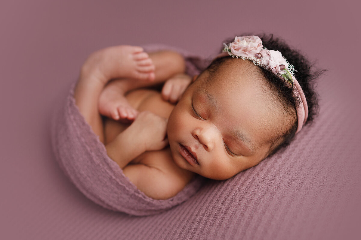 McDonough newborn photographer, Atlanta Newborn Photographer, Fayetteville newborn Photographer, Peachtree city newborn photographer, Hampton ga newborn photographer, marietta ga newborn photographer