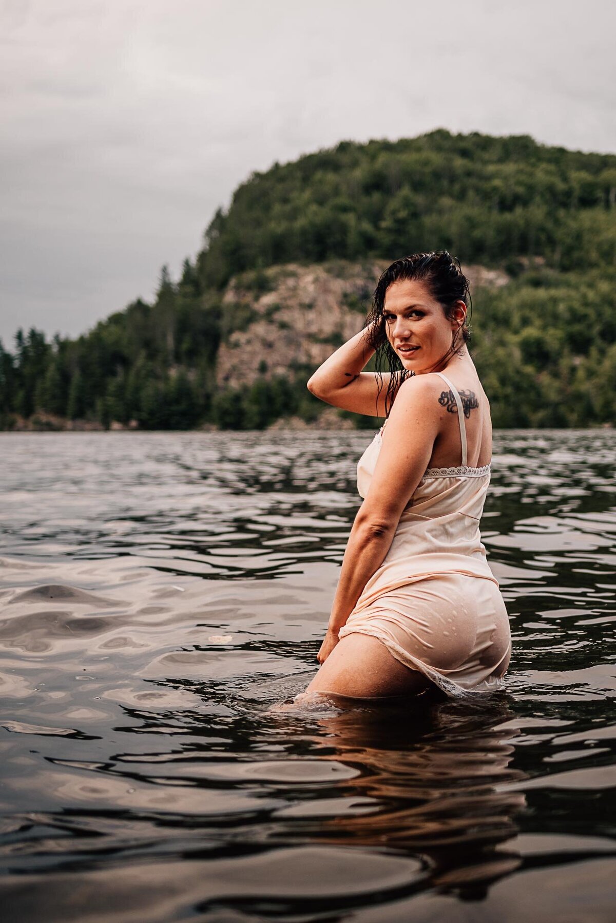 Outdoor Boudoir Photography Ottawa -  (32)