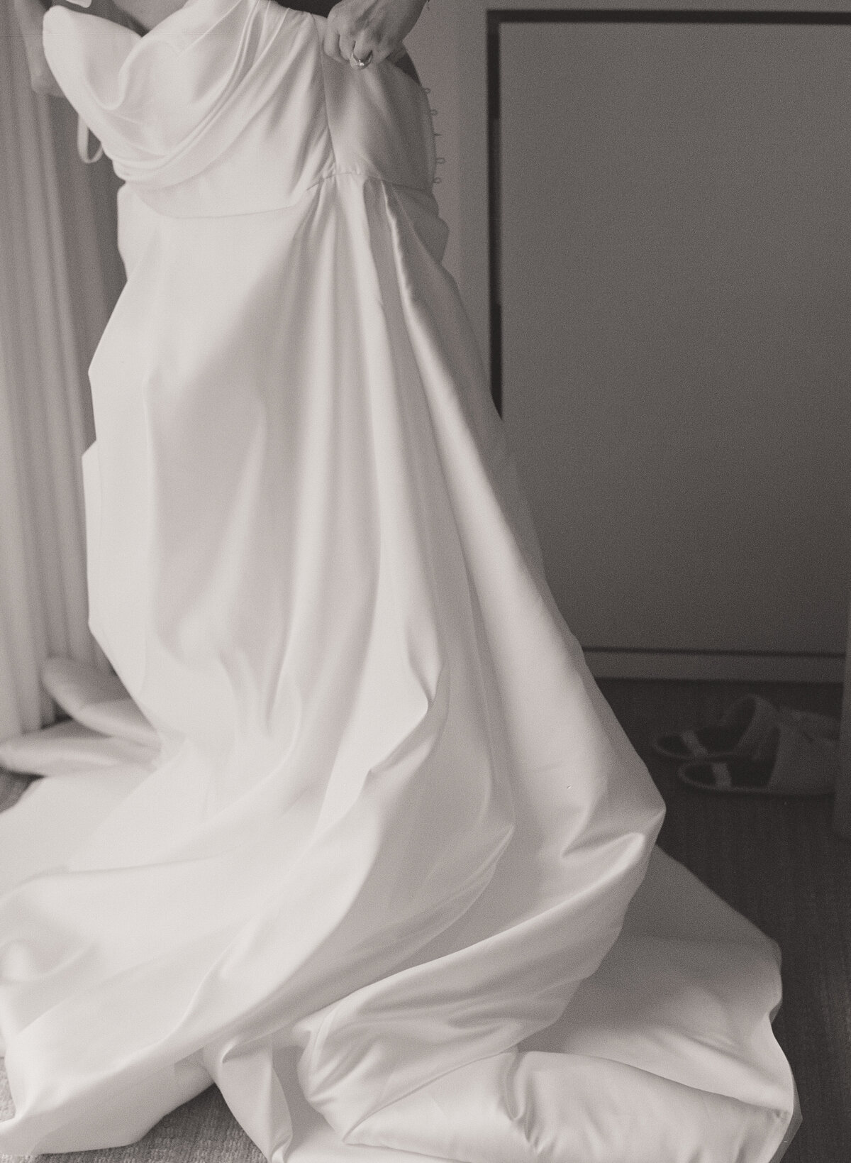 Martha’s Vineyard Wedding Photographer _ Film Wedding Photographer _ Olivia + Coby 06_06_25 _ Winnetu Wedding Photographer _ Castillo Holliday Photo + Film-030