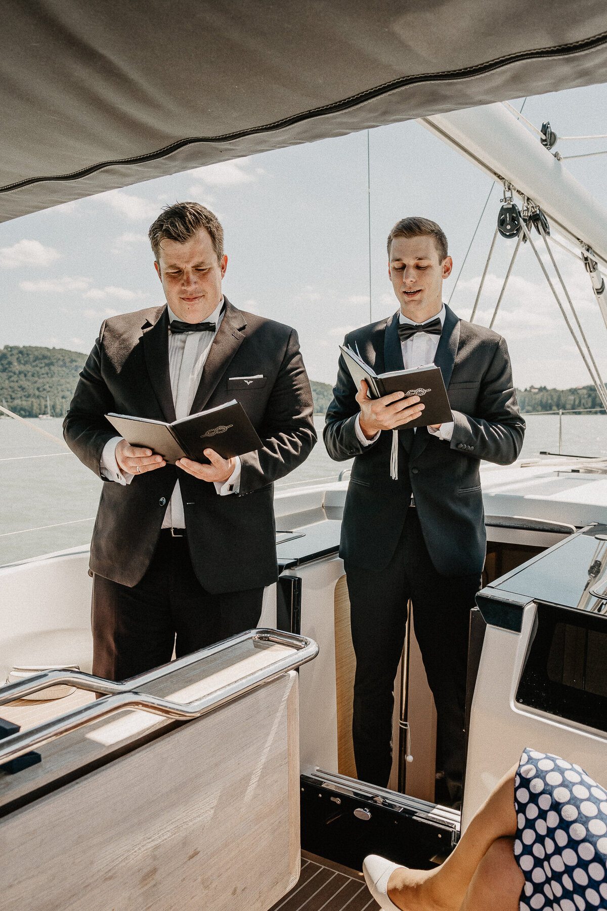 blanka_katko_boat_wedding_balaton_photograper-11