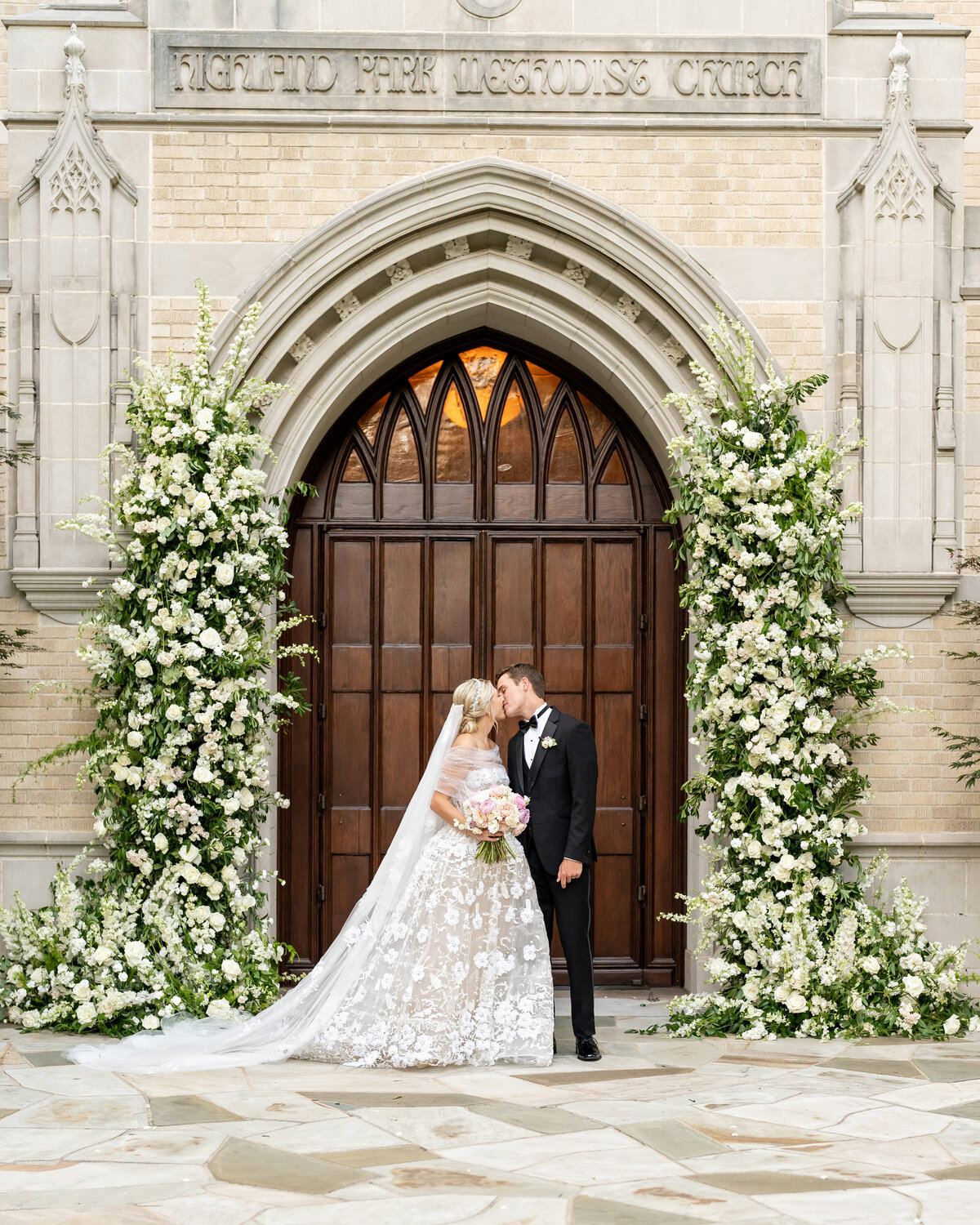 Timeless Dallas Wedding Flowers 19