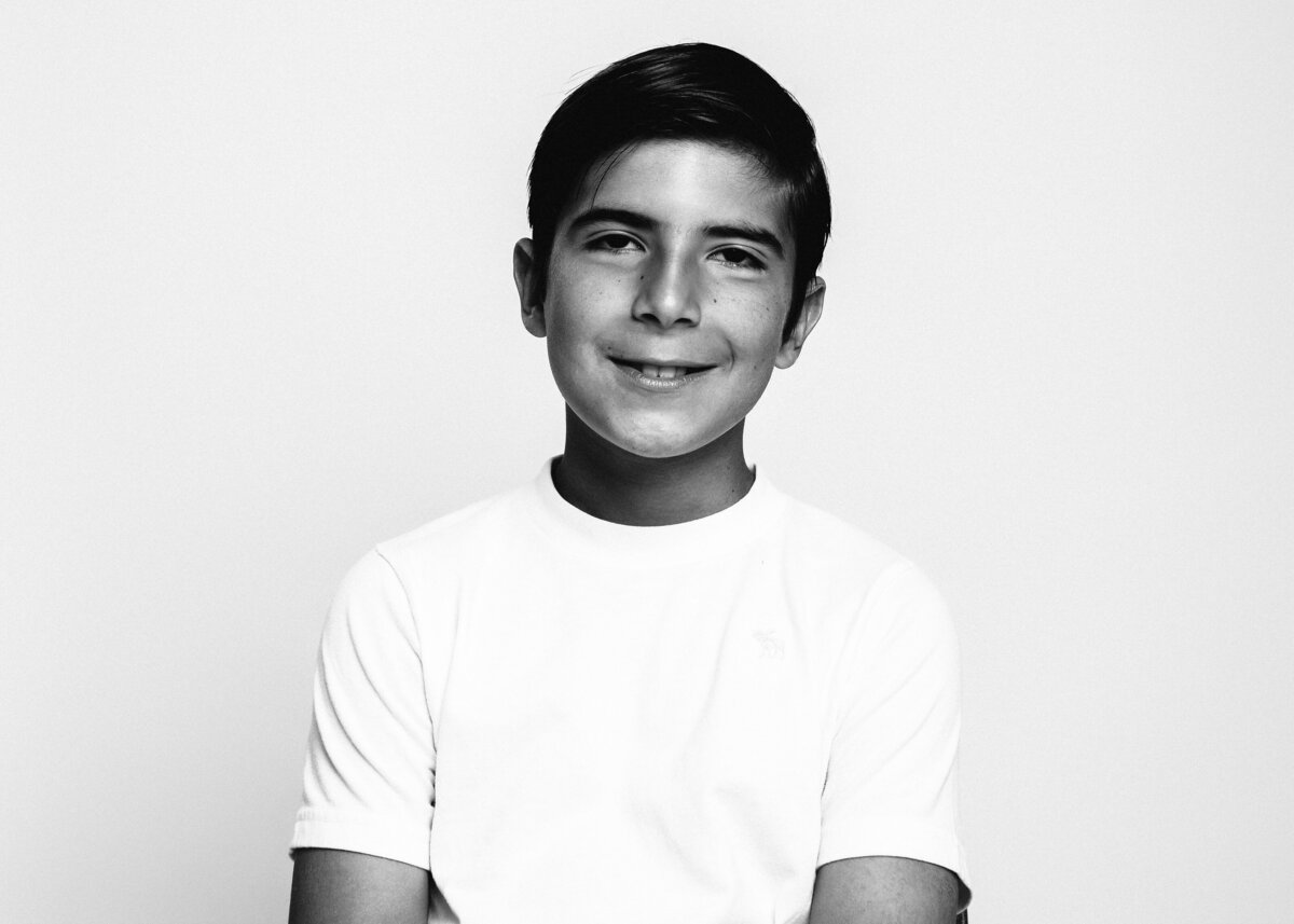 Black and White Photo of student from Class of 2025 Oakview Elementary School