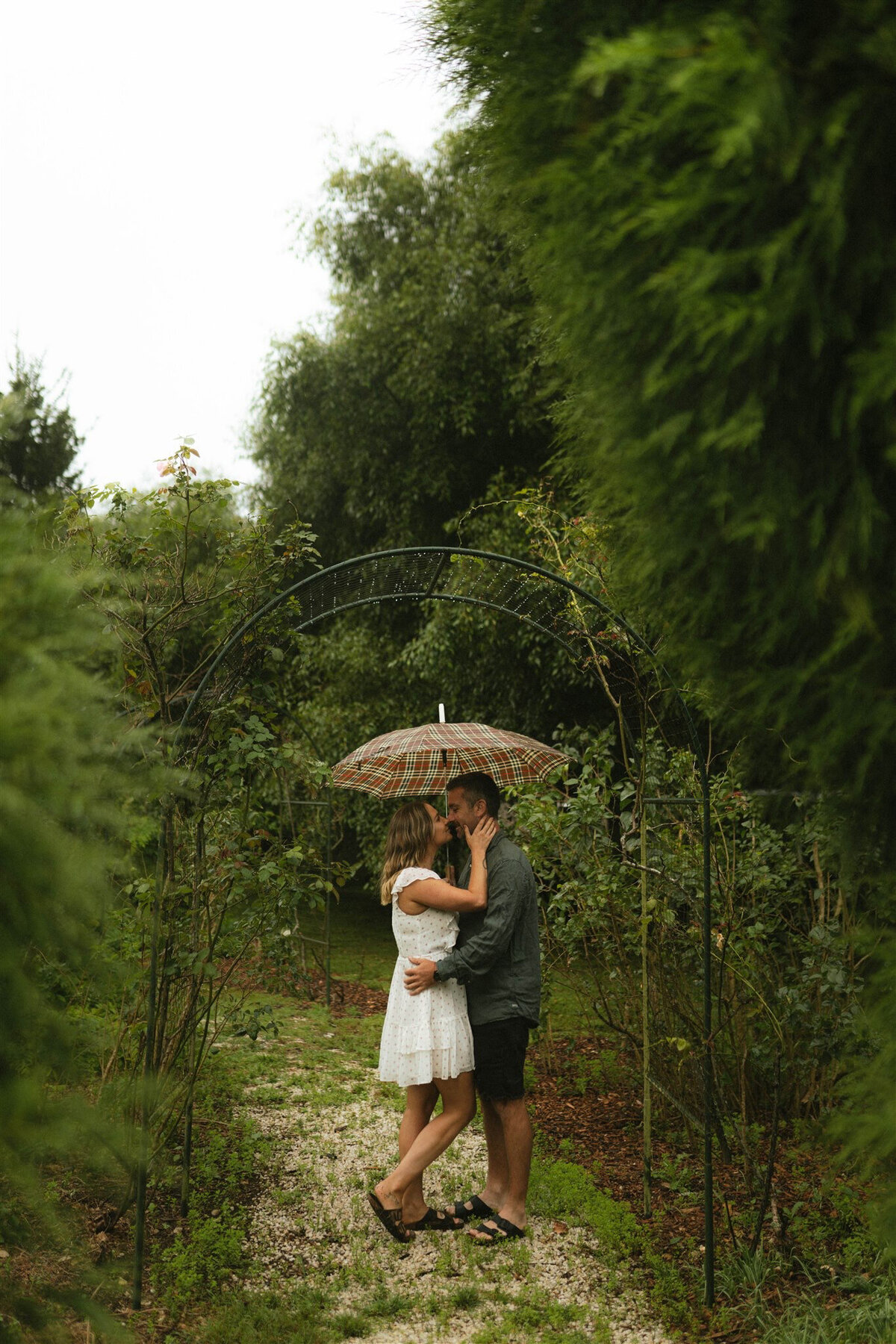 wedding photography nsw couples shoot engagement photos australia elopement micro wedding small elope photographer near me sydney newcastle new zealand content mountains beach_-36