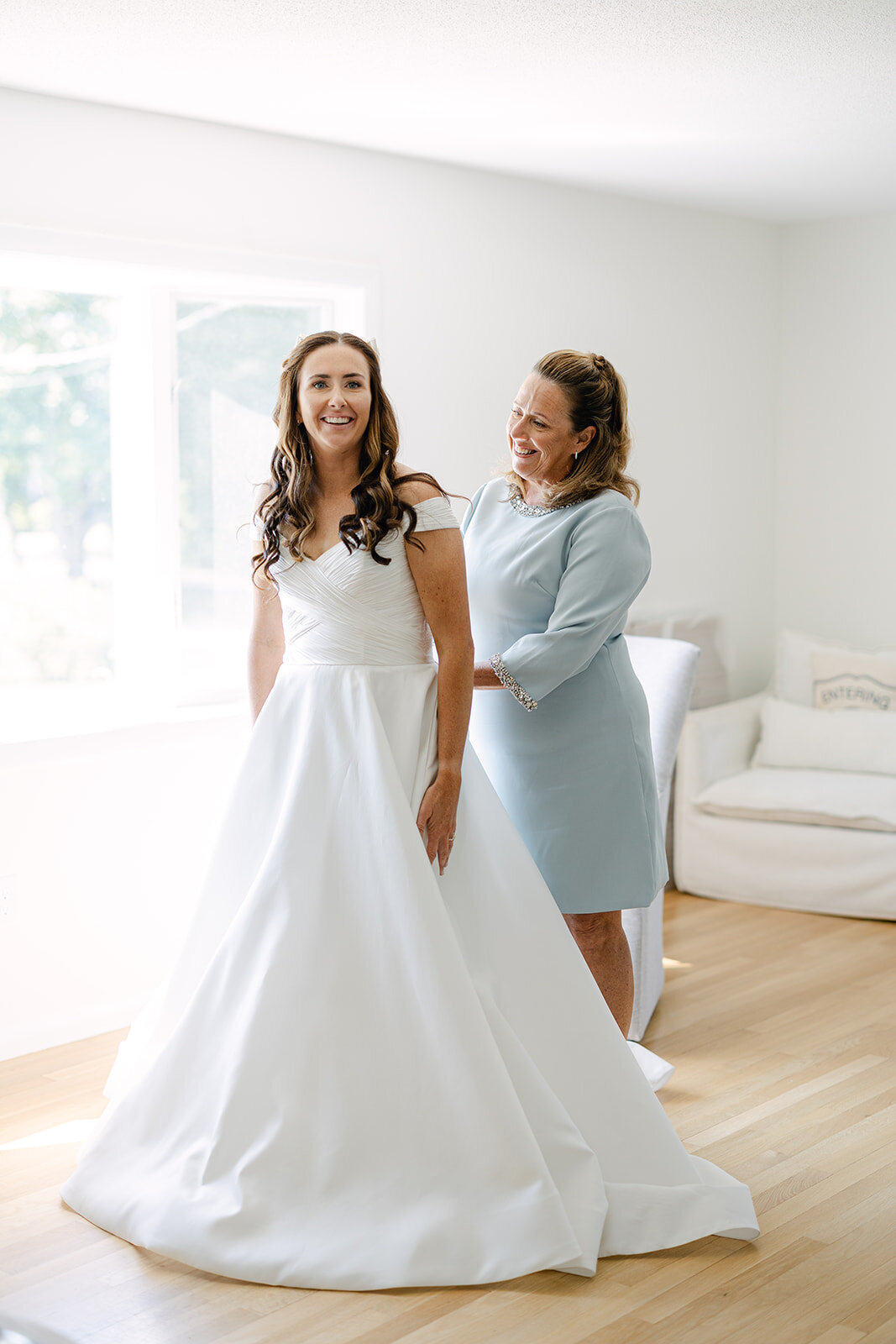 CatherineMorning_CatherineWes_CapeCodPrivateHomeWedding_SamBrooksPhotos-49