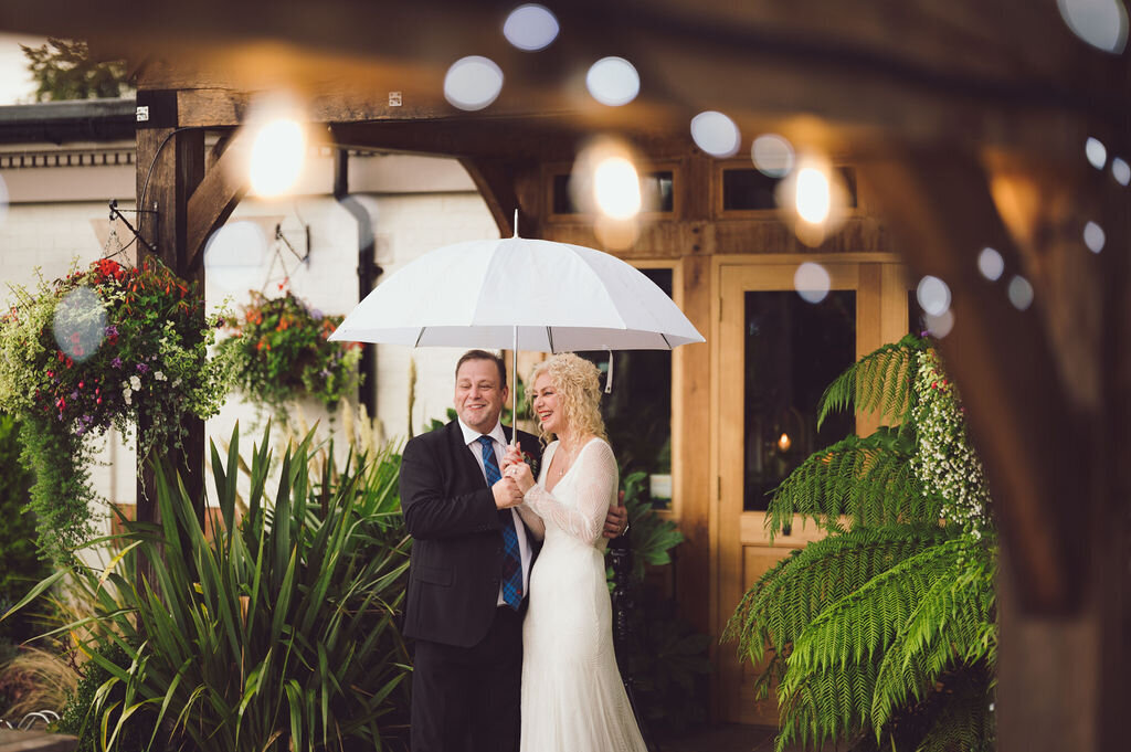 Your wedding day at the White Lion at Hankelow 5