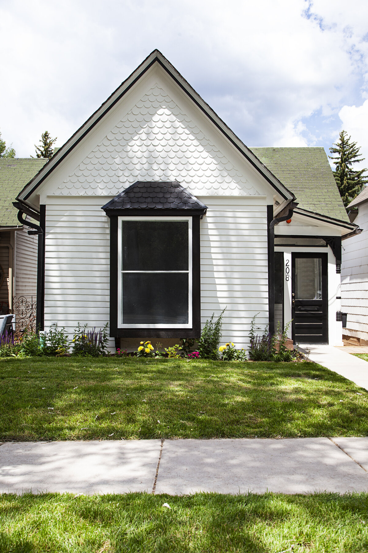 208MAIN_9623 (1)