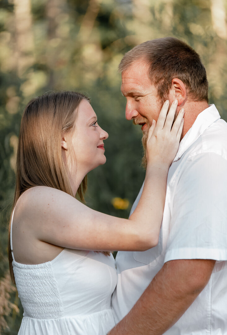 Mackenzie an Zach couple's session0001