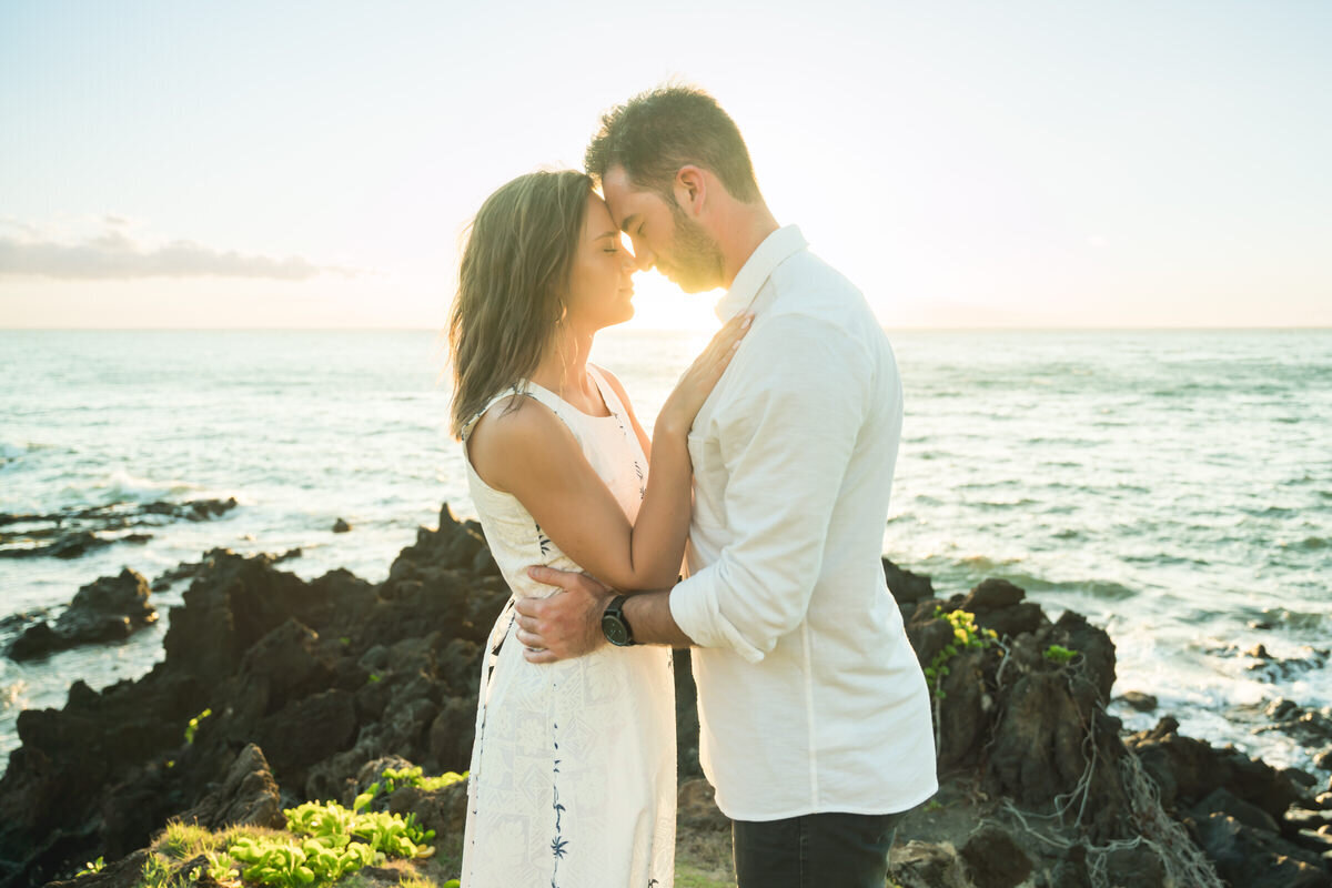 maui couples photography at Sunset