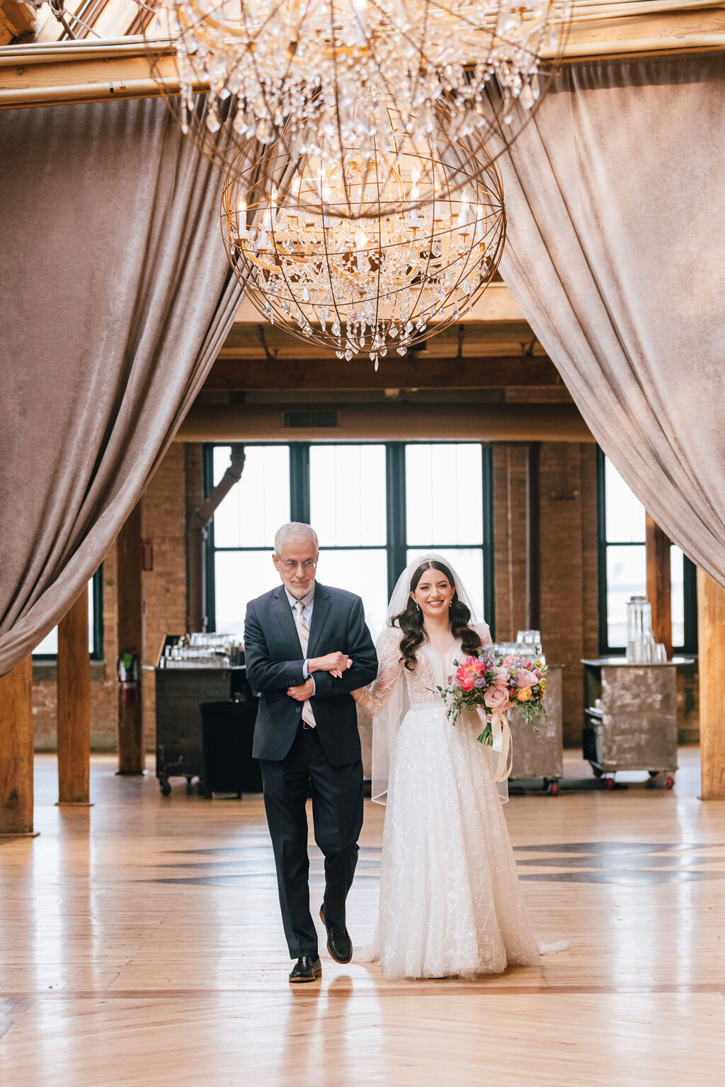 Chicago-wedding-photographers-Brio-Photo-Studios-Bridgeport-Arts-Center-18