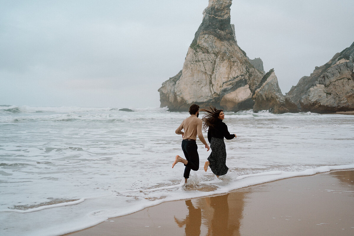 Raquel-Aidan-Portugal-Beach-Photoshoot-90