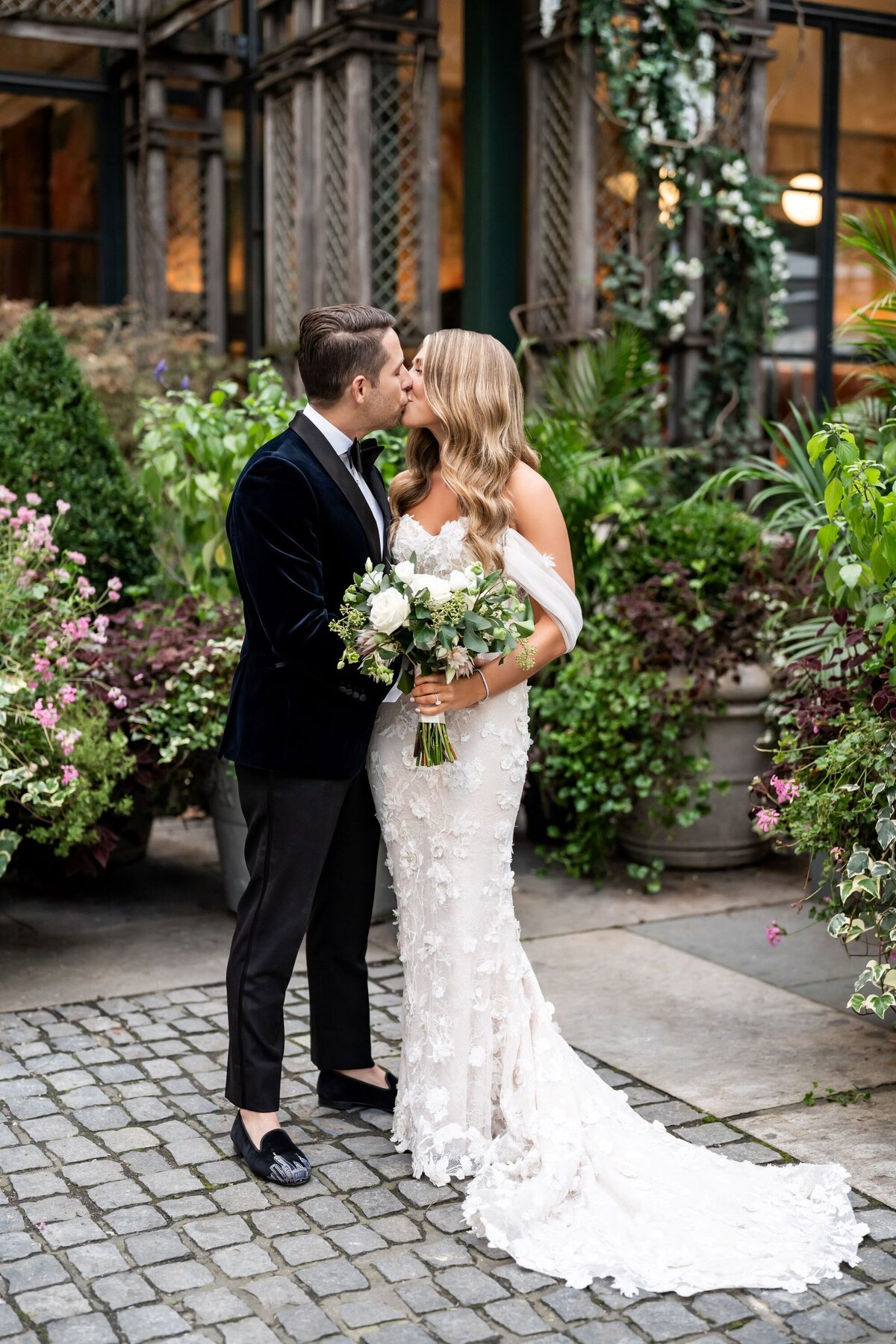 emma-cleary-new-york-nyc-wedding-photographer-videographer-venue-bryant-park-grill-9