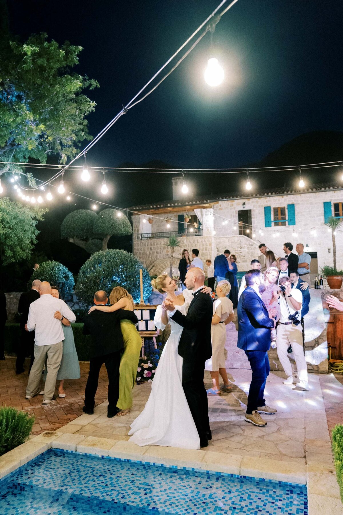 W1-Wedding-Photos-Alexander-and-Katerina-2023-07-08-2500px-1160