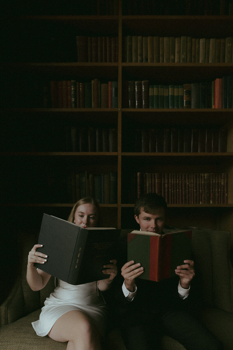 moody-library-engagement-couples-photos-illinois-allerton-park-rachael-marie-photography-3