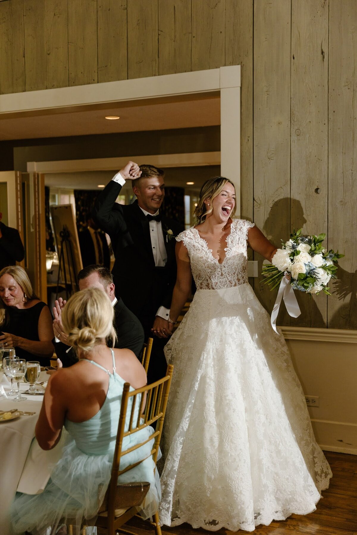 Nichole-Babiez-Photography-Dunham-woods-Geneva-Illinois-Wedding-luxury-editorial-timeless-modern-candid-bride-inspiration-chicago-photographer--115