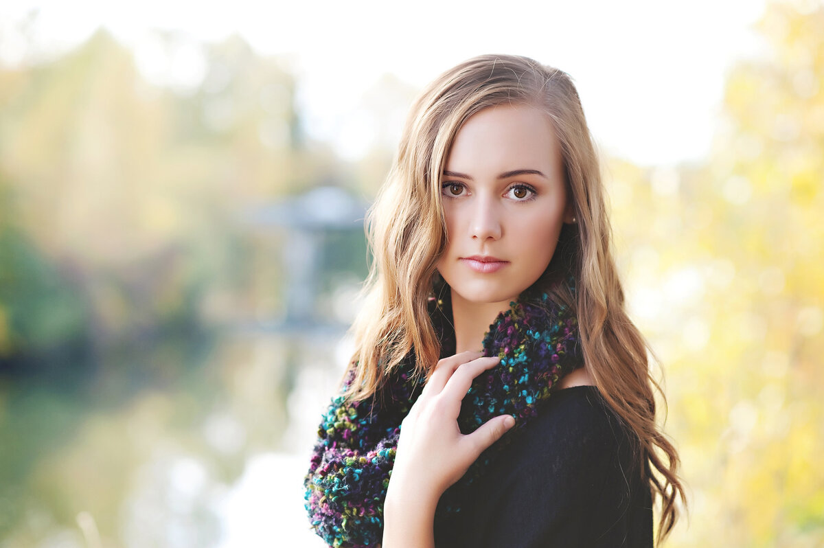 Let [Heidi LaPerle Photography] capture the essence of your senior year in Seattle.