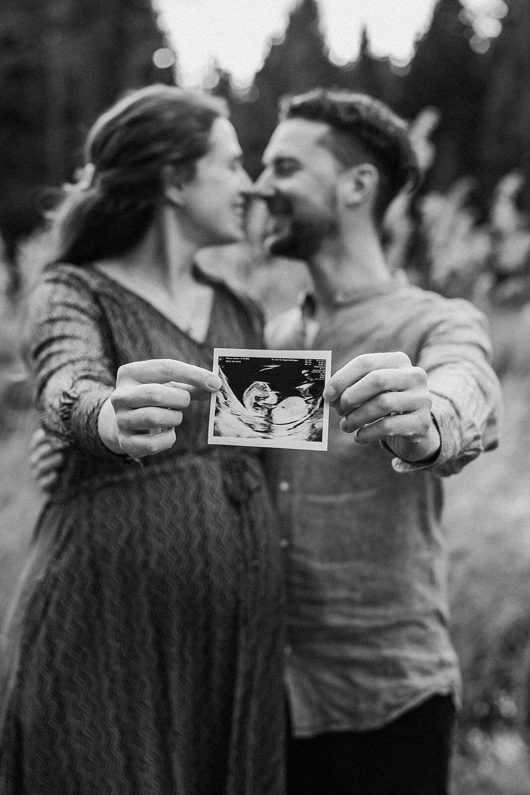 Stories-by-Jane-Familienfotografin-natürliche-Familienfotos-Fotografin-Baden-Familienfotos-Wohlen-Familienfotografin-Babybauchfotos-Aargau10