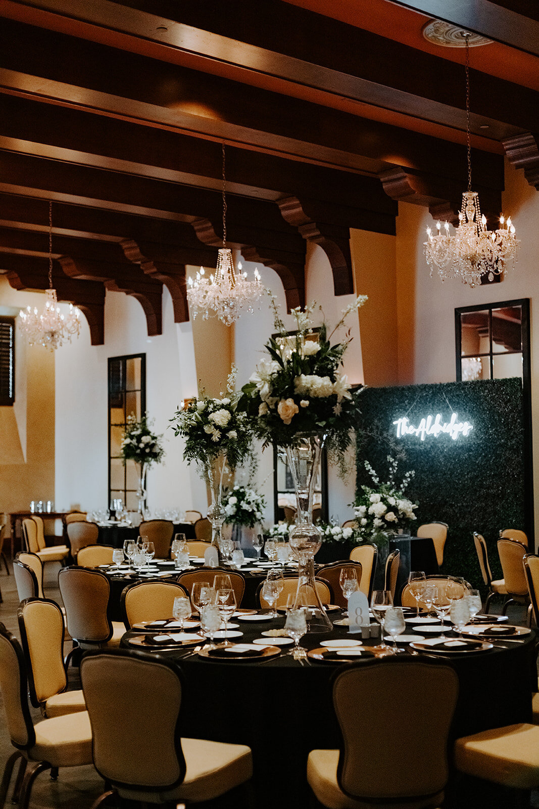 Classic Scottsdale, Arizona wedding celebration planned by BTO Events