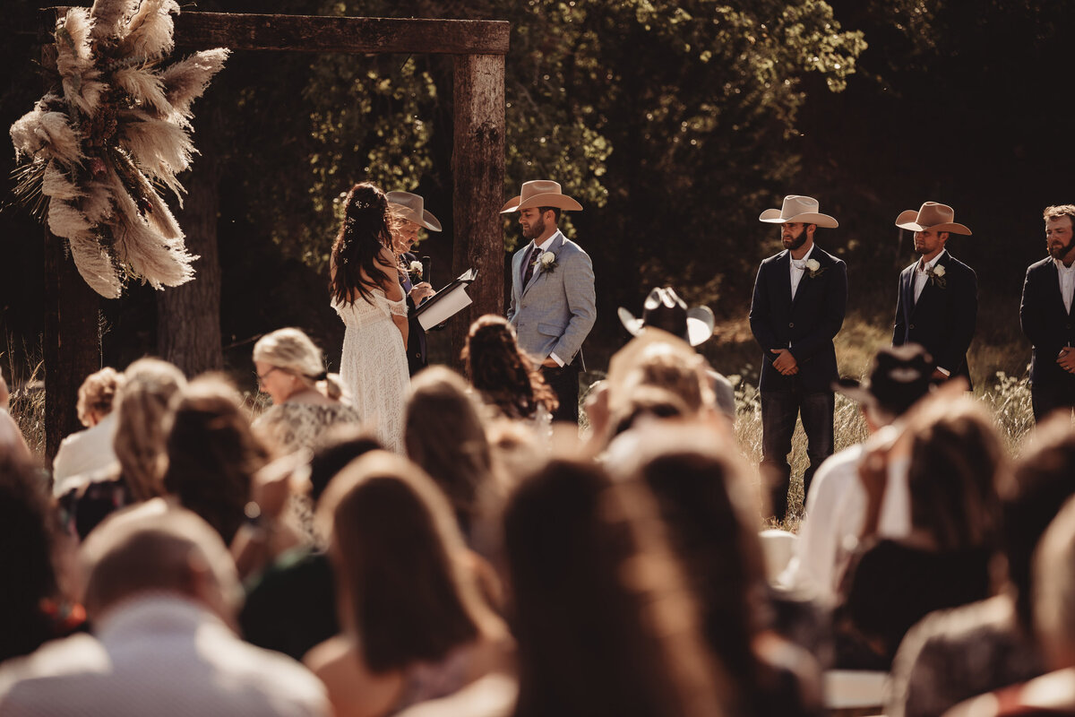 rustic-ranch-wedding-Native-Roaming-Photography-58