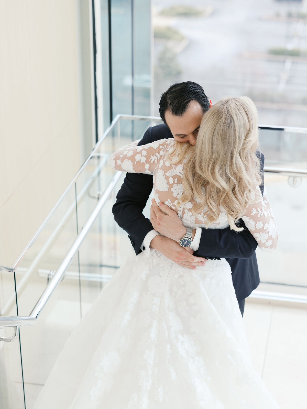 sarahharvey_ditostoweddingpreview414400