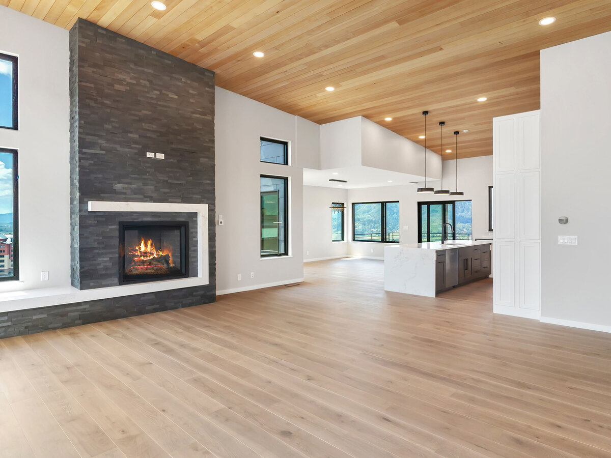 Soen-Hardwood-Denver-Colorado-Flooring-Steamboat-Springs-Project-09