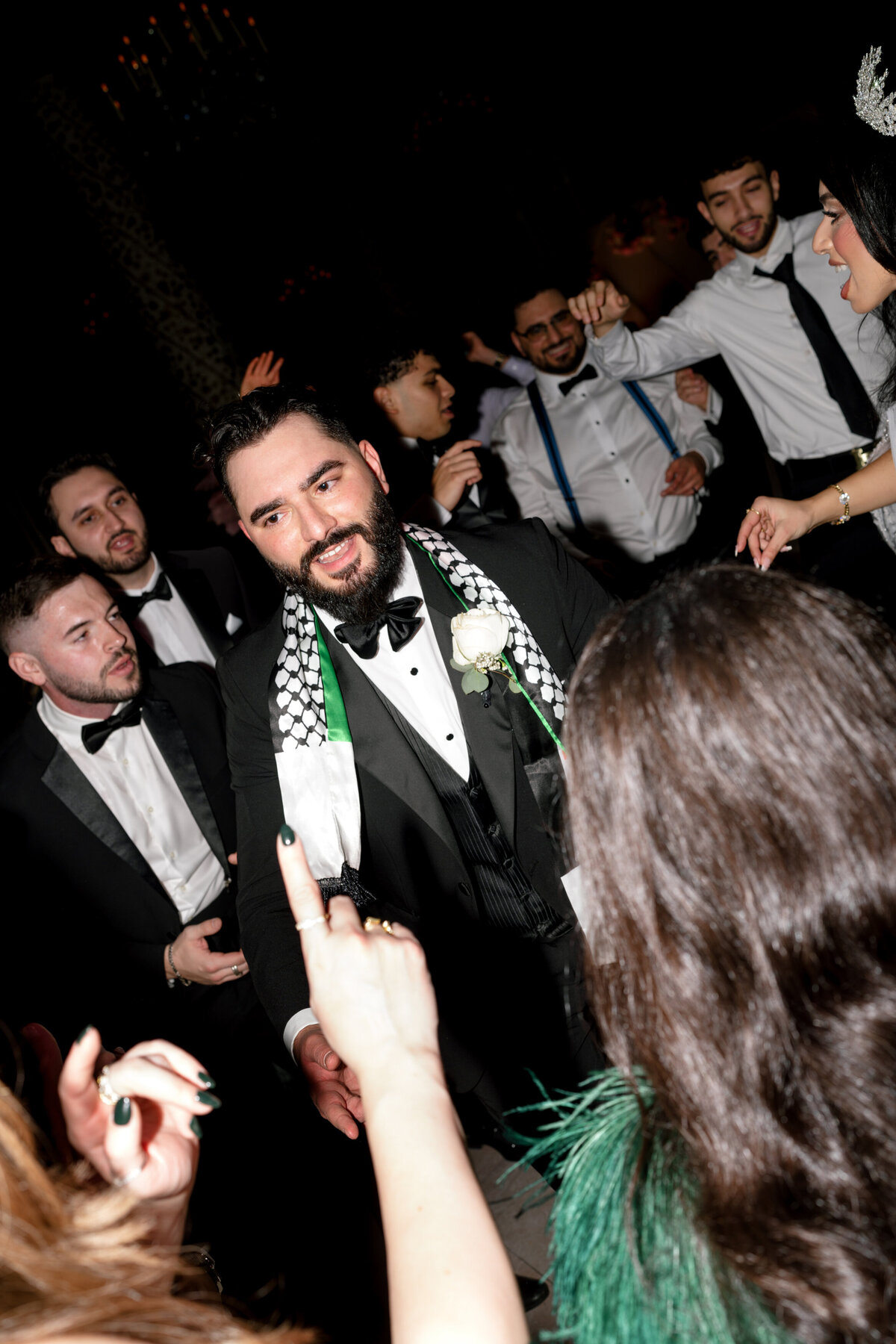 Berlez-Aspen-Avenue-Chicago-Wedding-Photographer-Windy-City-Wedding-Dance-Fulton-West-Event-Christmas-Session-201