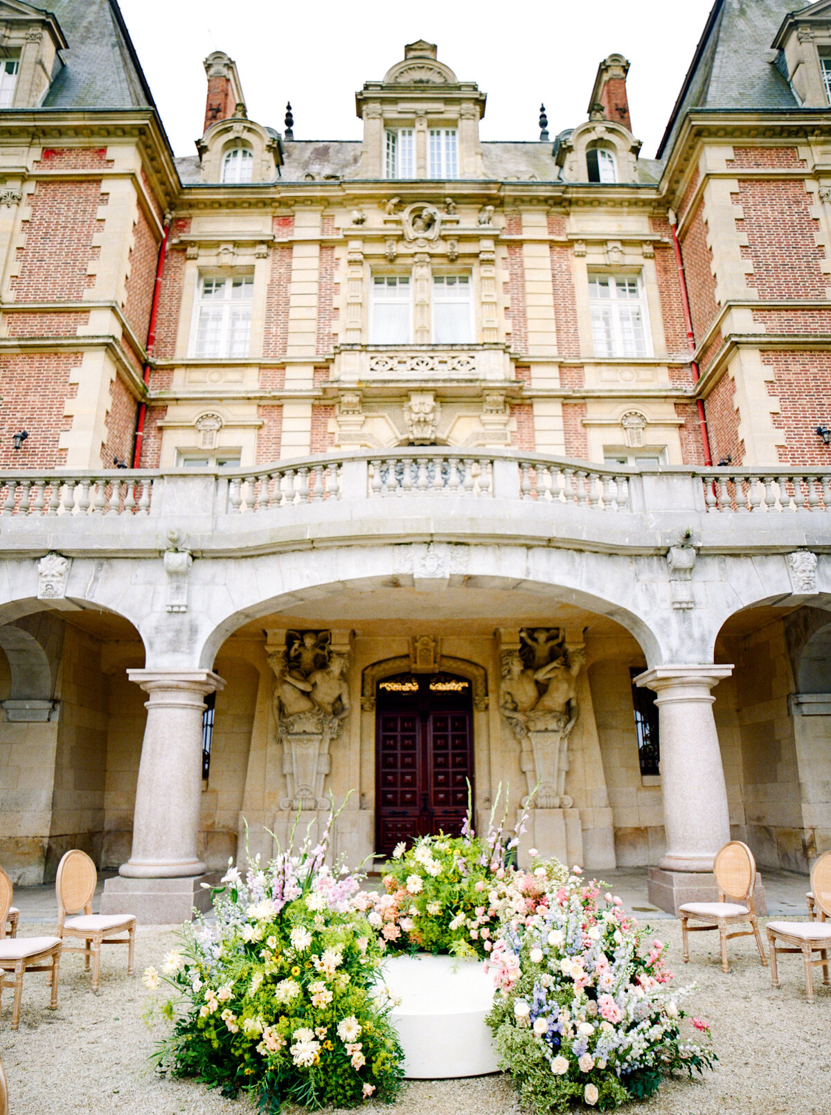 Wedding at Château Bouffémont photographed by Lake Como Wedding photographer