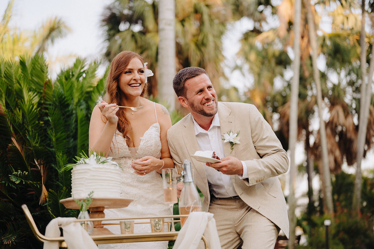 mcneile-photographer-best-places-to-elope-gizella-kopsick-park-chantilly-chic-celebrations-2