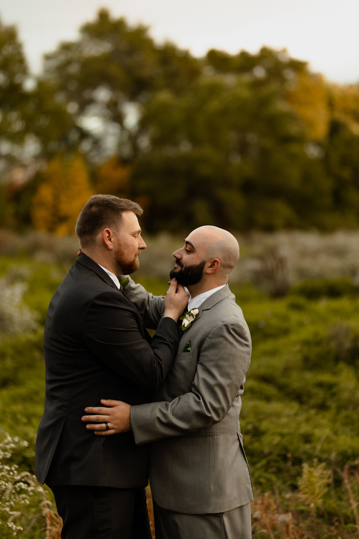 Duluth-MN-Elopement-Photographer-Roots-Revival-1804