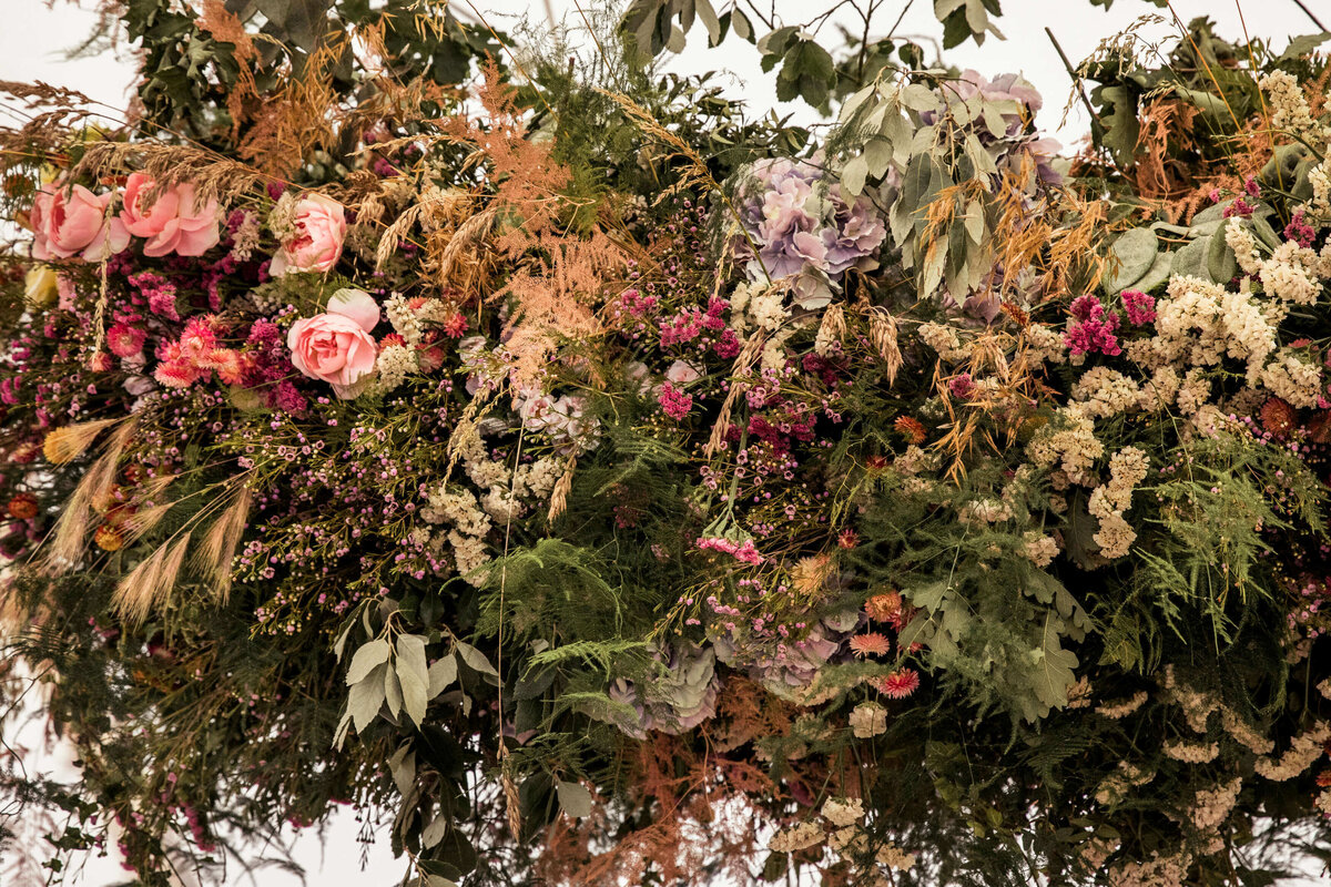 31 hanging-floral-installation