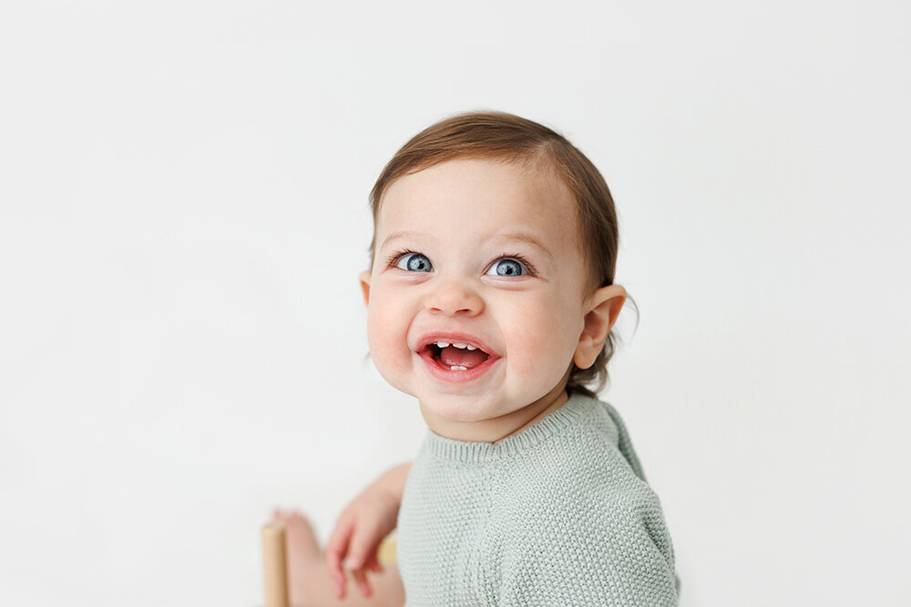 oneyearoldcloseupblueeyes