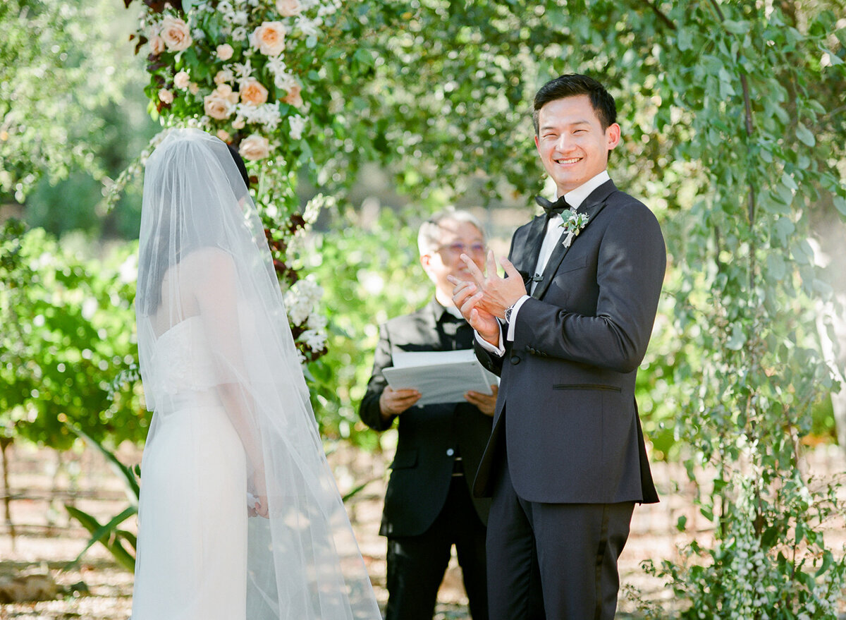 Korean-pyebaek-wedding-napa-wine-country-photographer-the-dejaureguis-erin-hearts-court-0043