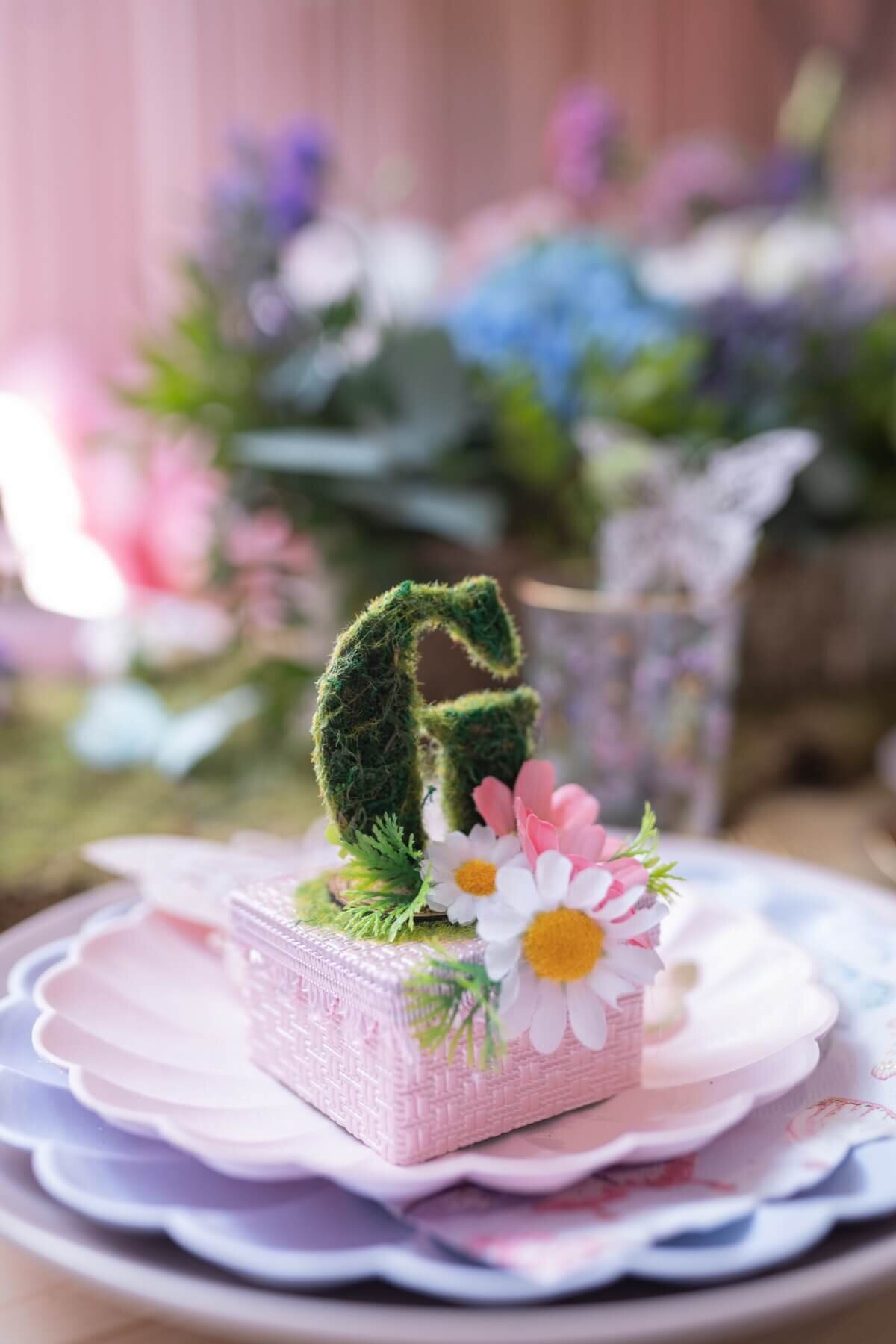 Table favour at kids birthday party plate setting