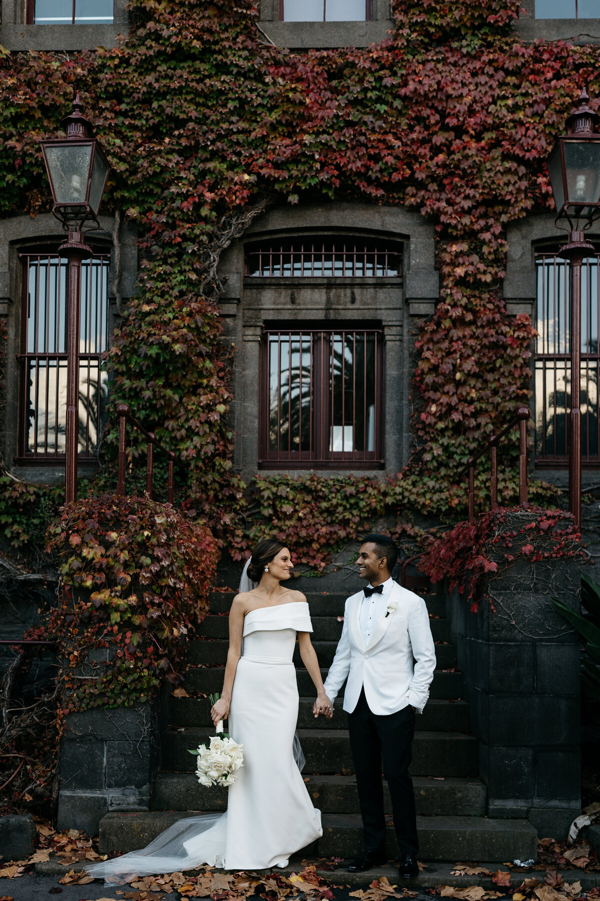 Courtney Laura Photography_ The Carousel Albert Park_ Melbourne City Wedding Photographer_ Viji and Lana-571
