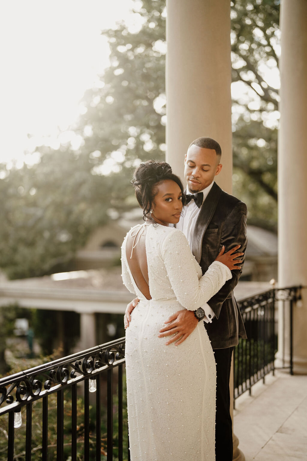 sophisticated-wedding-engagement-in-mansion-of-New-Orleans