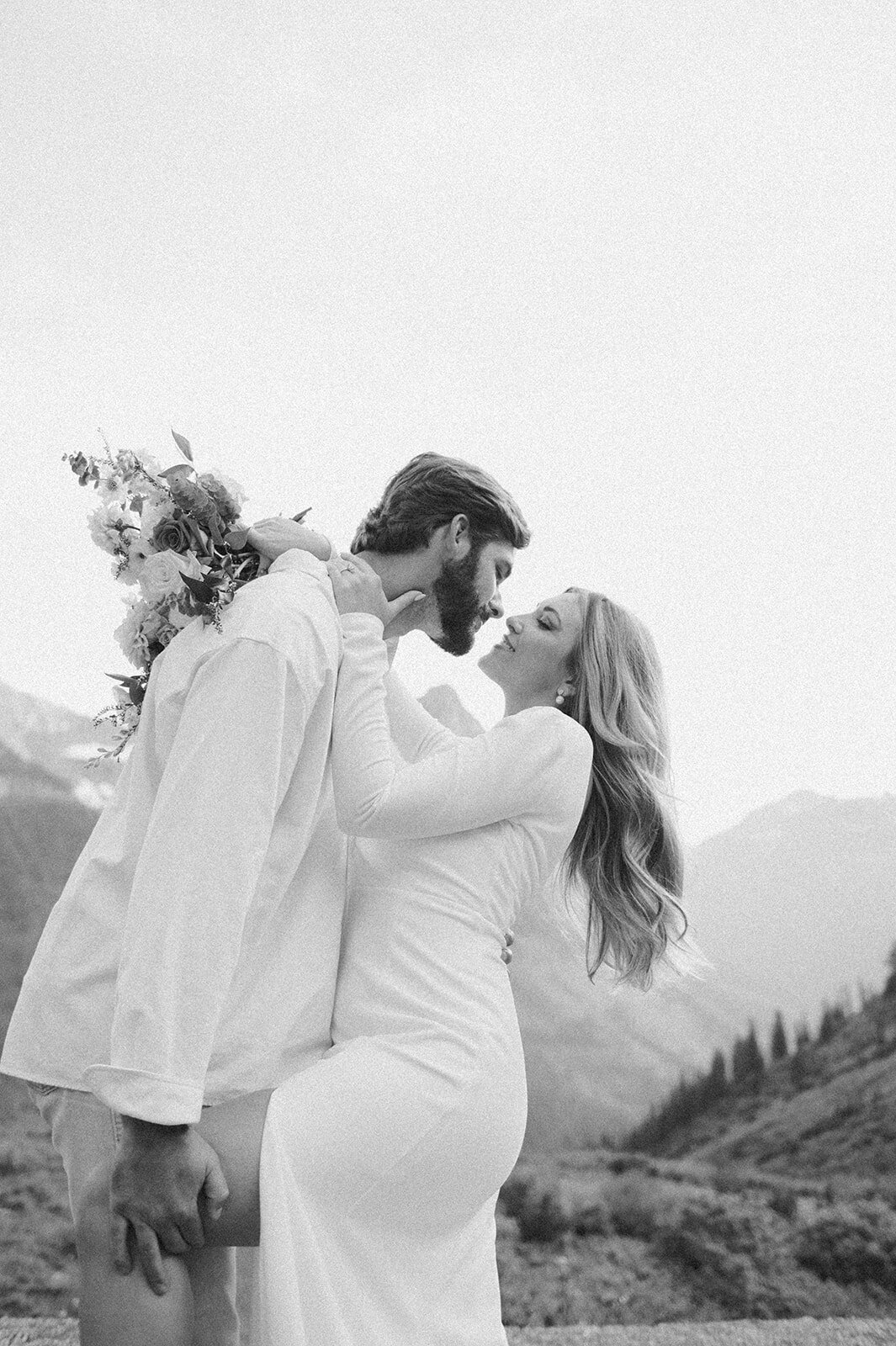 presley-gray-glacier-national-park-elegant-elopement-1384