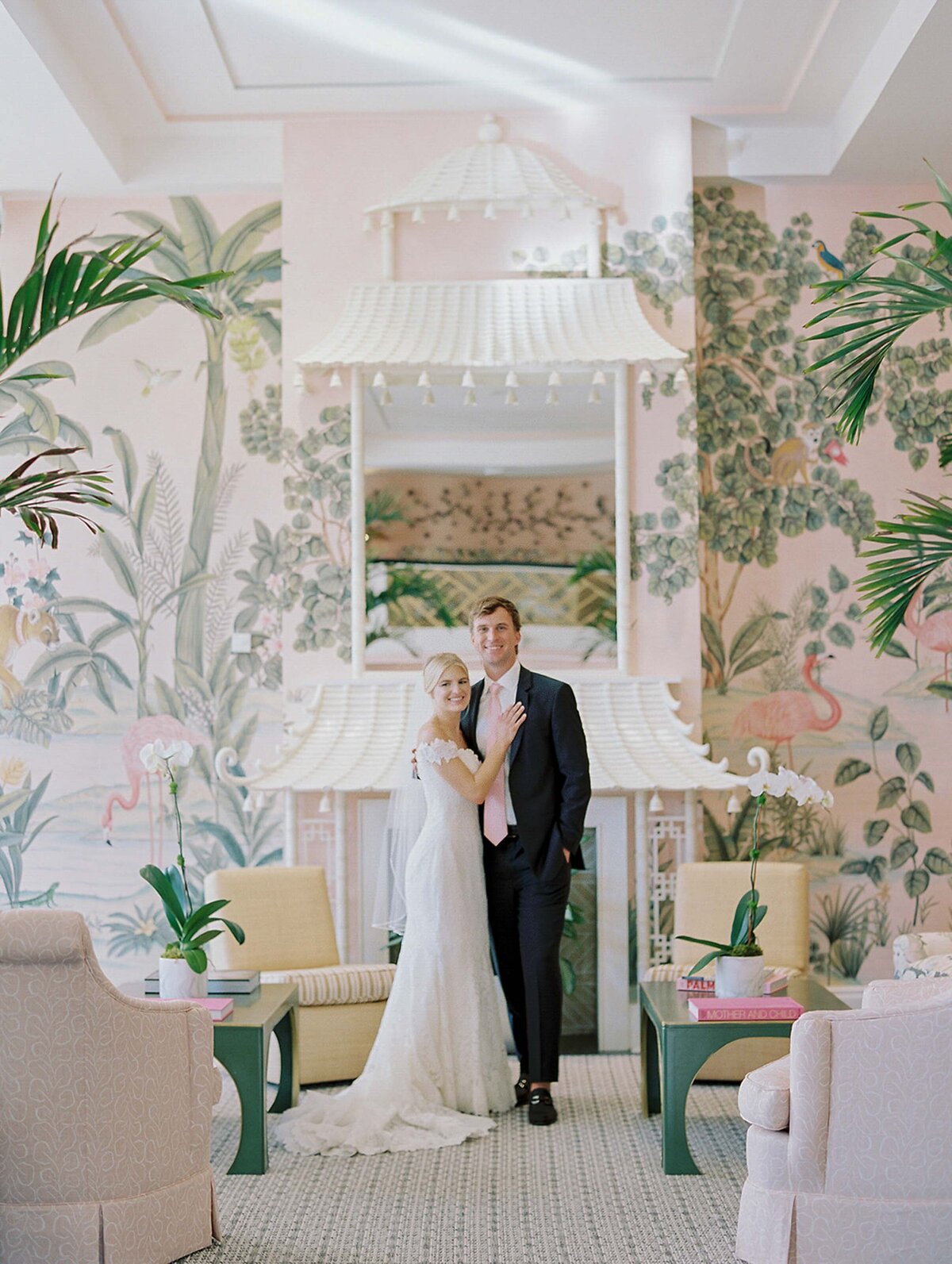 32PalmBeach_Edited07Ashton_Evan_PalmBeachWedding23-948Ashton_Evan_Wedding44FilmSelects_Ashton_Evan170235RLwo011501-R4-061-2