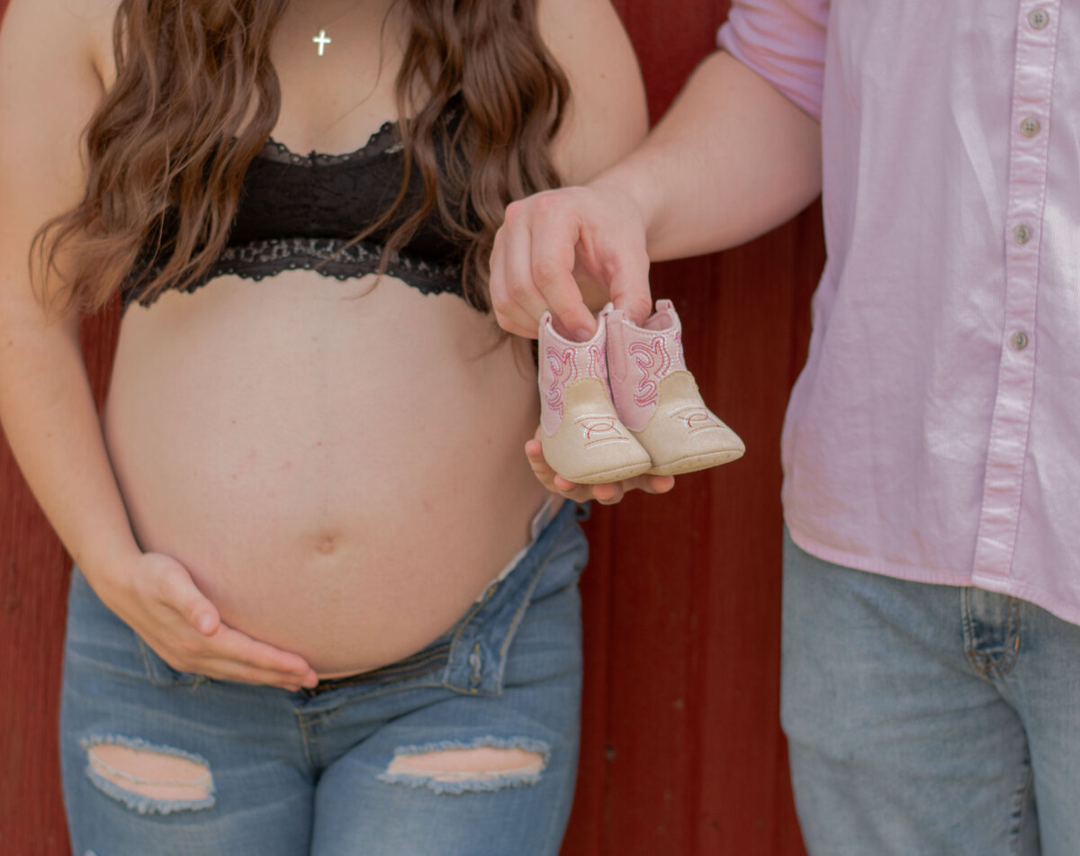 Gabby's Maternity Photos_June 2024_040