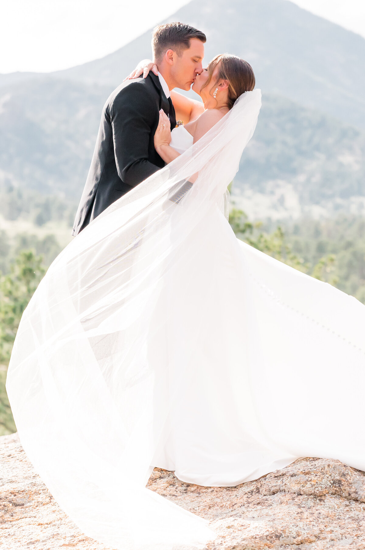 Lauren+MattWedding-BGPFavs-239
