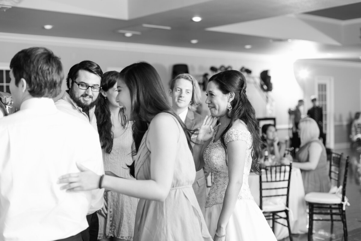 san_antonio_austin_texas_wedding_photographer-Gardens-Cranesbury-View-LnG-1298
