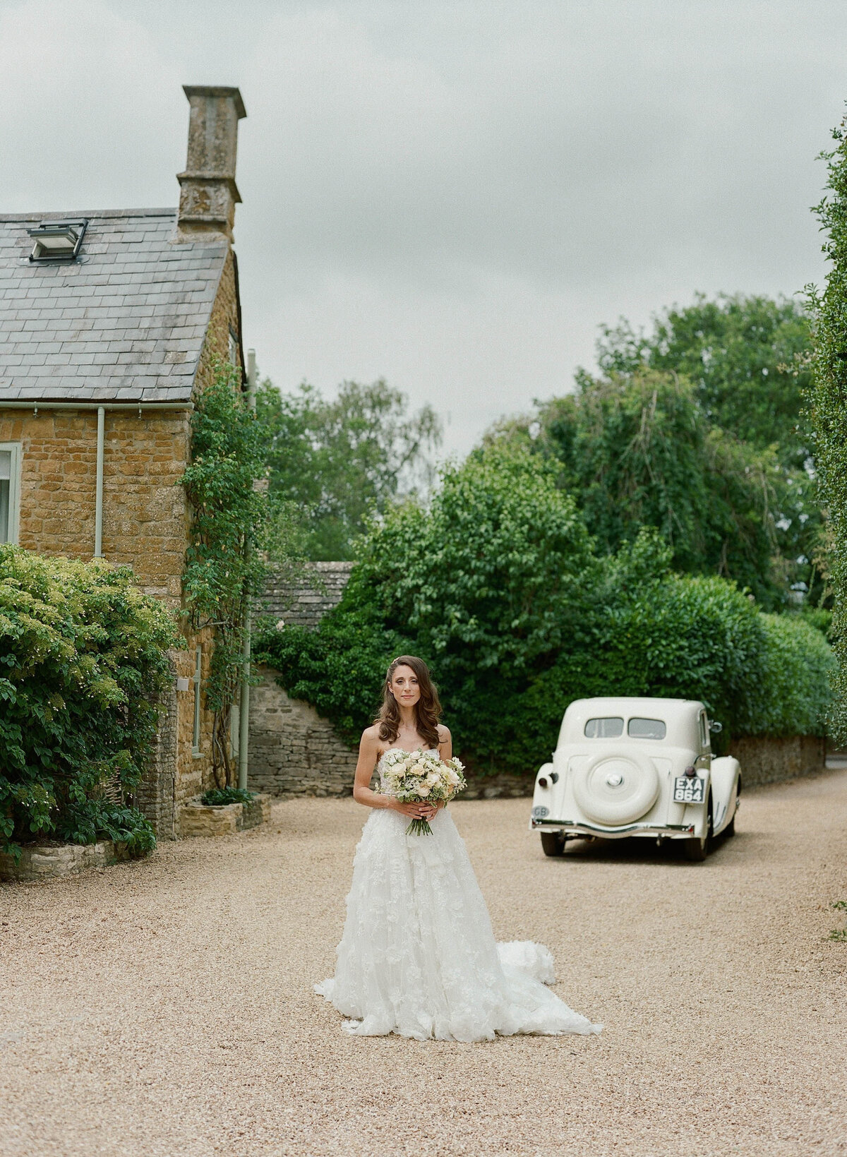 cotswolds-film-wedding-photographer-destination57